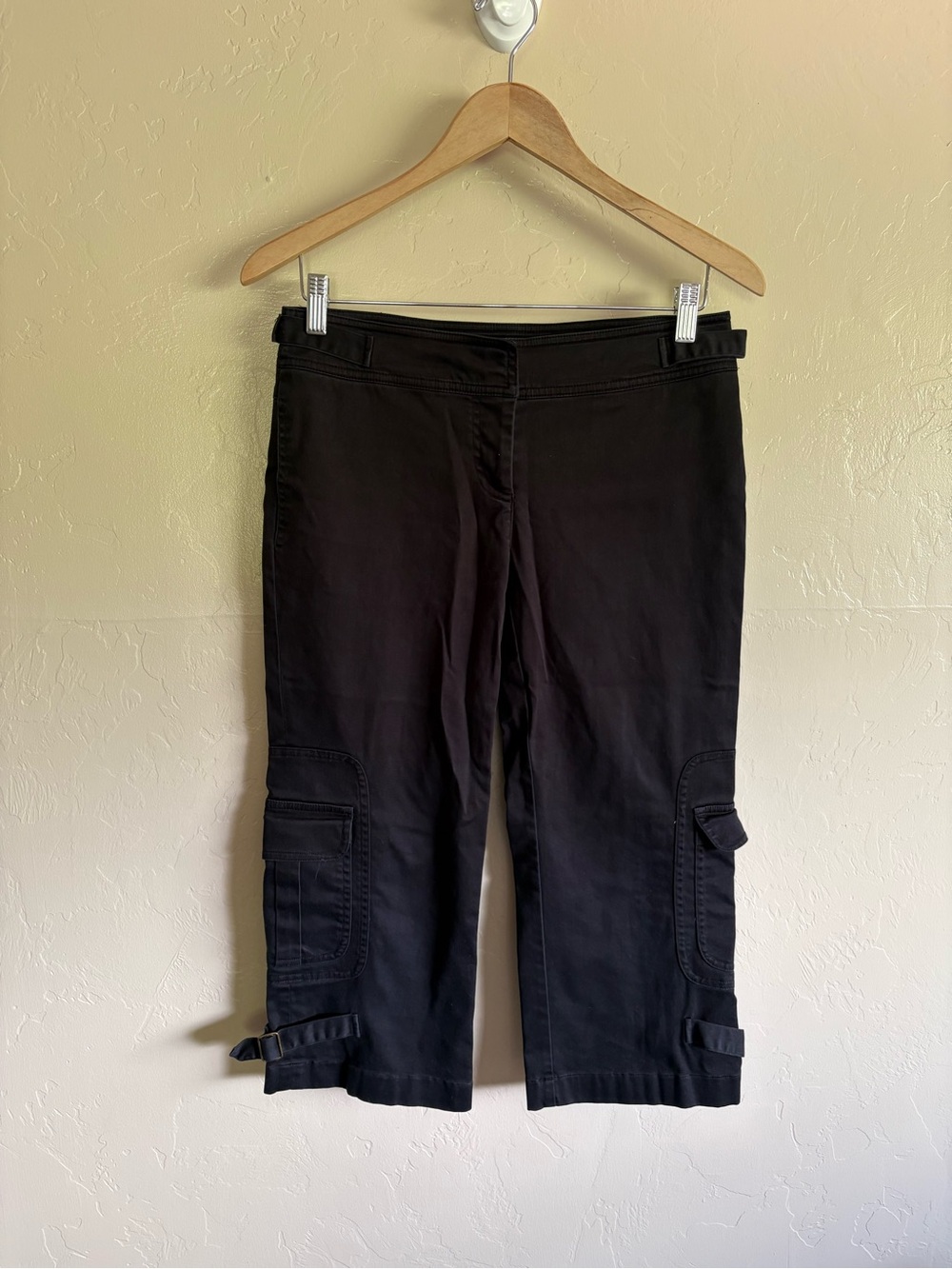 Y2K 2000s Mix It Stretch Black Low Rise Cargo Style Capri Crop Pants Size 4